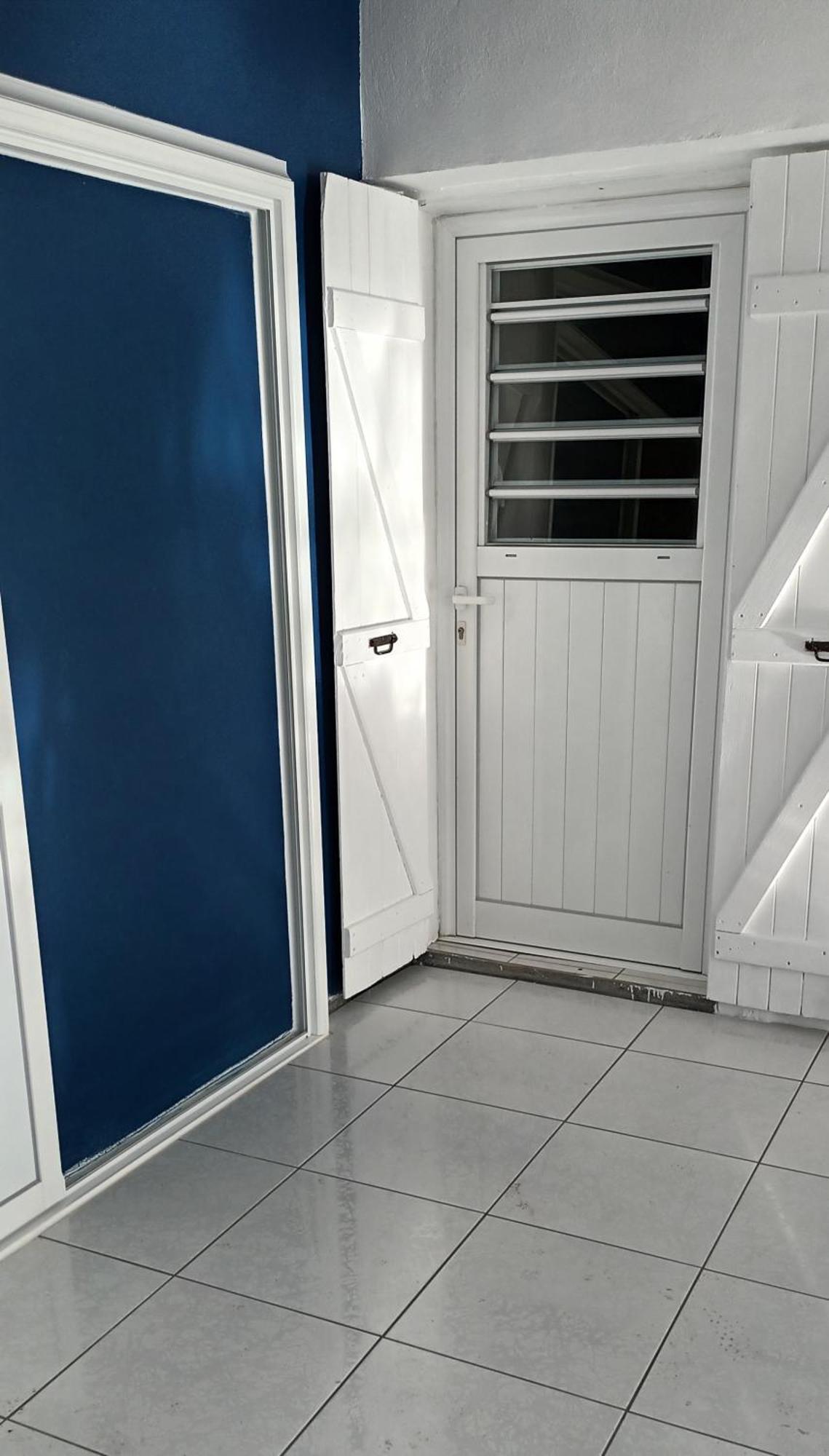 Chambre Climatisee Bouillante Buitenkant foto