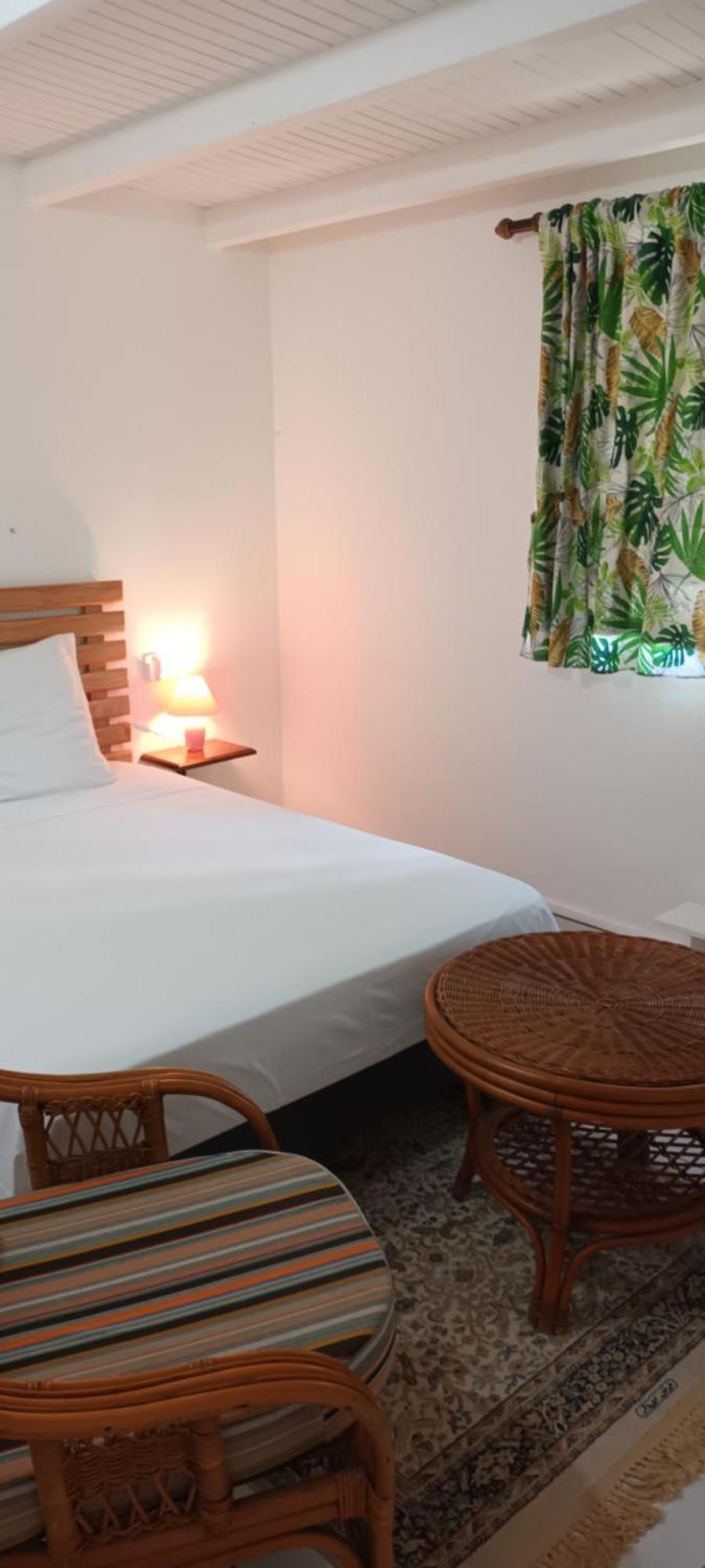 Chambre Climatisee Bouillante Buitenkant foto